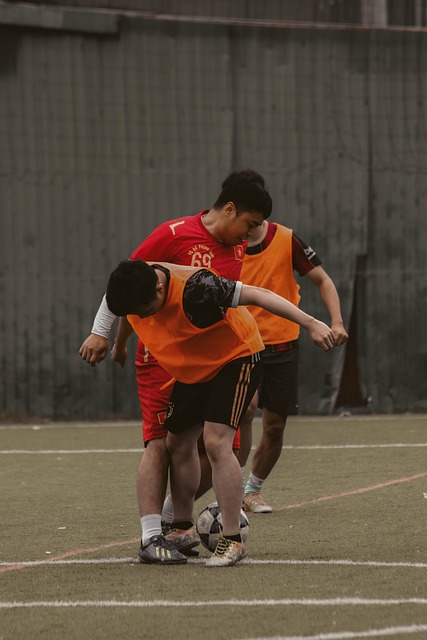 如何提升足球场上的无球跑动？