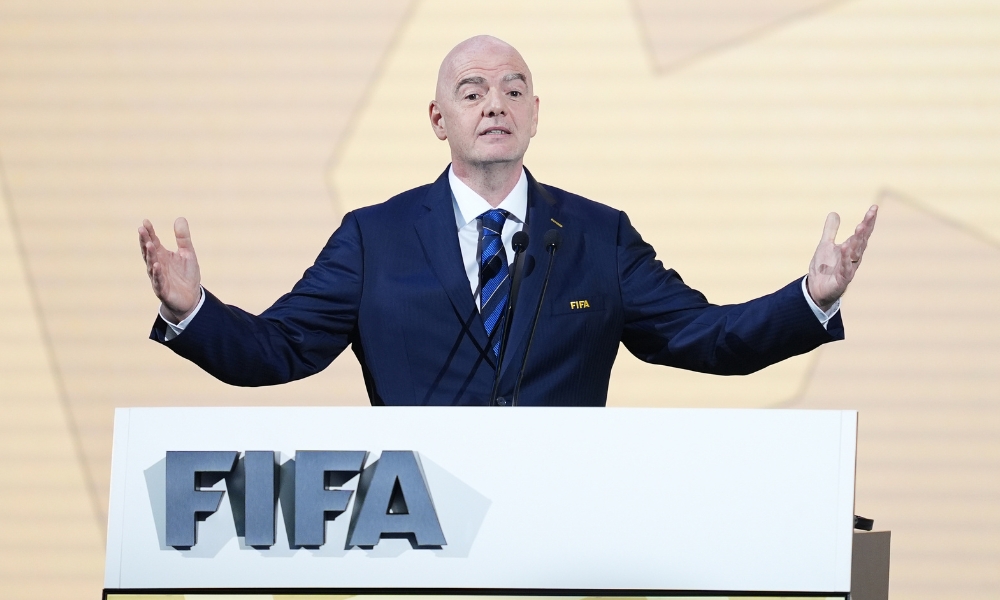 英媒：利物浦准备1.2亿镑+2000万镑报价伊萨克